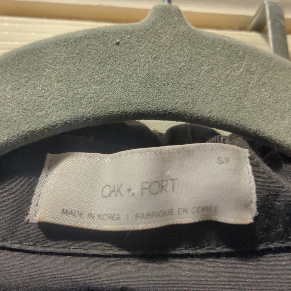 OAK + FORT Black Long Sleeved Oversized Tiered Dress Women’s Small - Picture 2 of 3